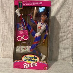 Barbie Olympic Gymnast Barbie Doll (Auburn Hair 1995)
